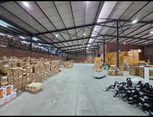 3,024M² WAREHOUSE TO LET IN ORMONDE